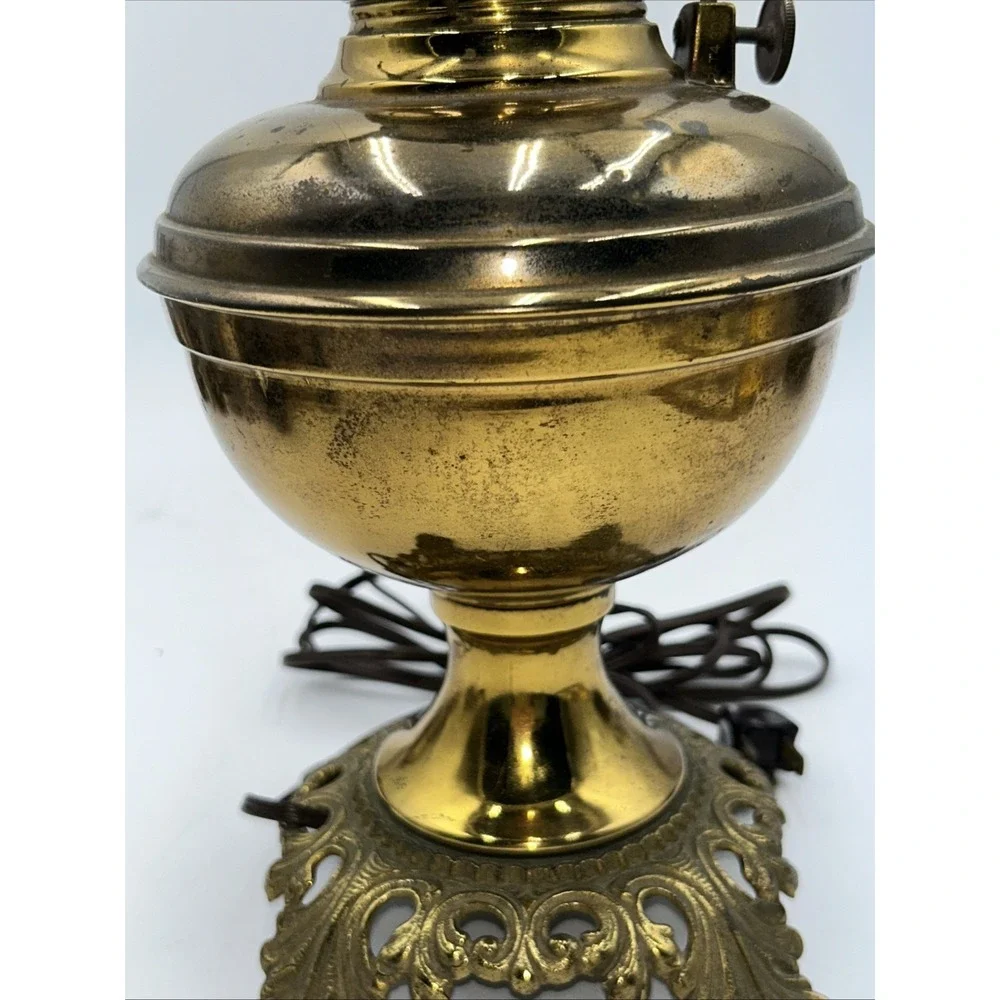 Antique Electrified Bradley & Hubbard Oil Lamp Made In USA Fleur de Lis